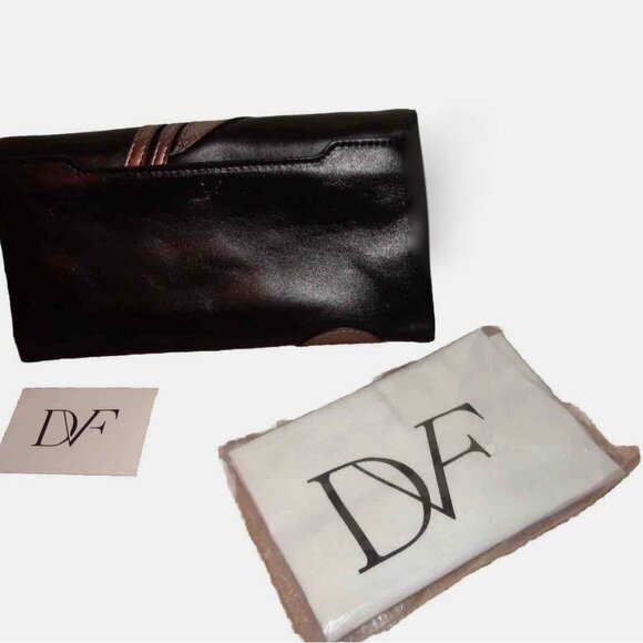 Diane Von Furstenberg 440 Black Silver Leather Envelope Clutch Bag Purse